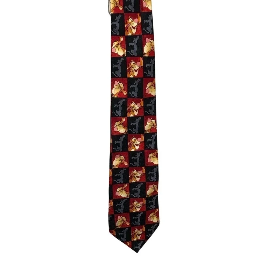 Walt Disney World Men's Tigger Winnie the Pooh‎ Red Black Silk Tie Made in Italy